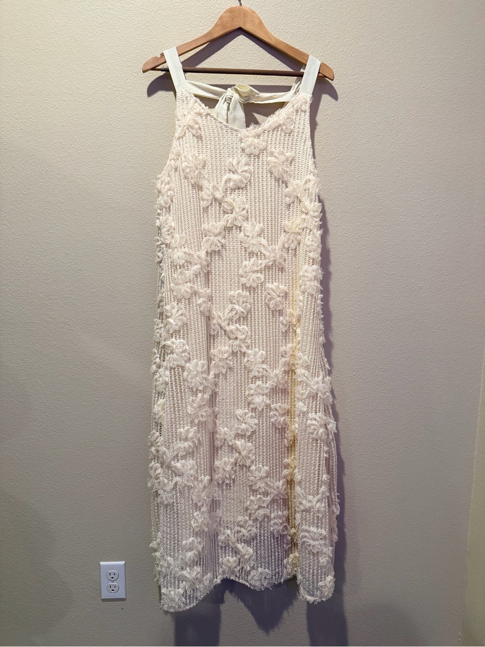 En Saison Ivory Floral Crochet Maxi Gown Size L #0244
